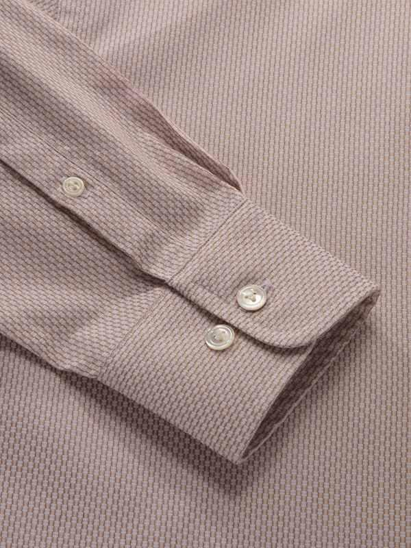 Montefalco Beige Solid Full Sleeve Single Cuff Tailored Fit Classic Formal Silk Touch Egyptian Giza Cotton Shirt