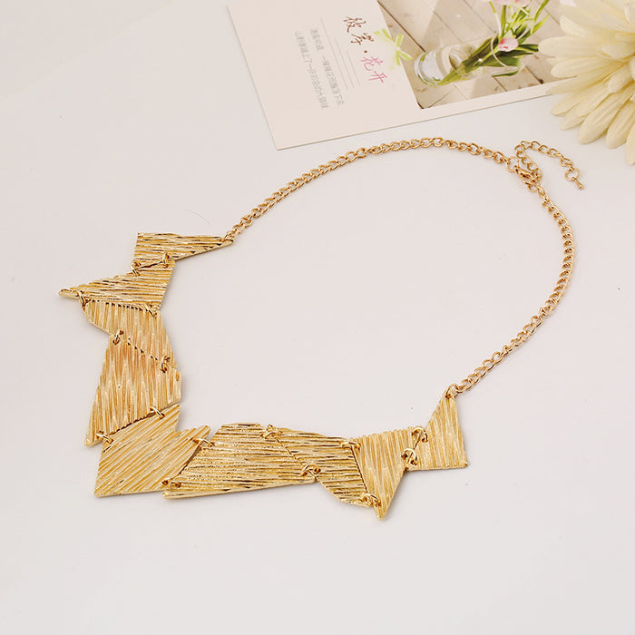 N2500 - Metal Geometric Necklace
