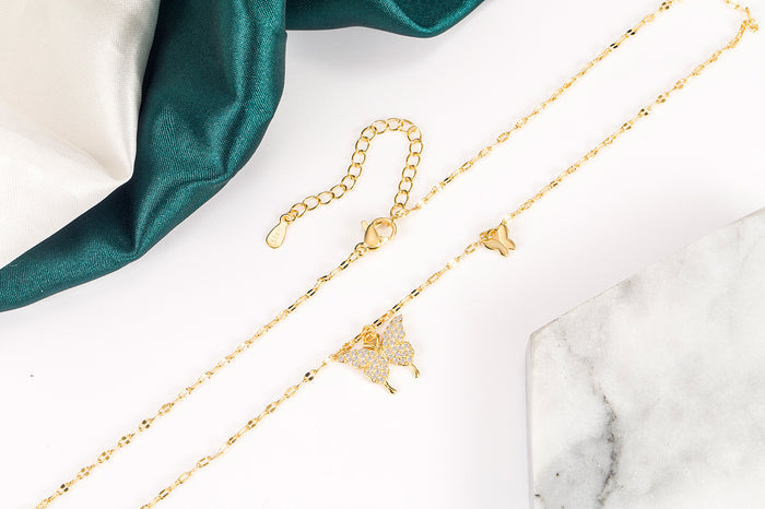N2510 - Butterfly single-layer necklace