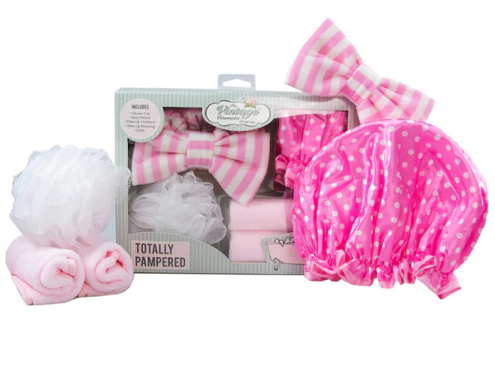 Pink Totally Pampered Essential Bath Gift Set