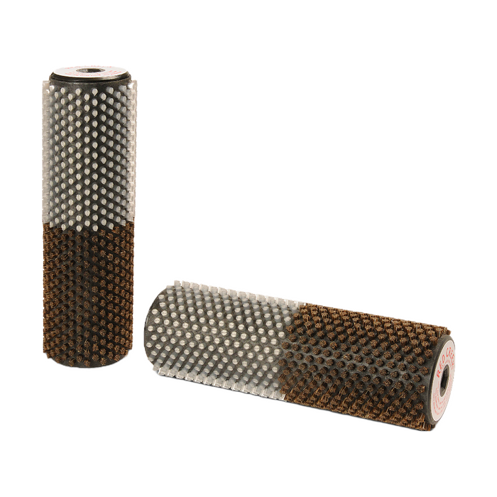 A product picture of the Red Creek Hard 4mm Horsehair/Fine White Nylon Combi 200mm Roto Brush