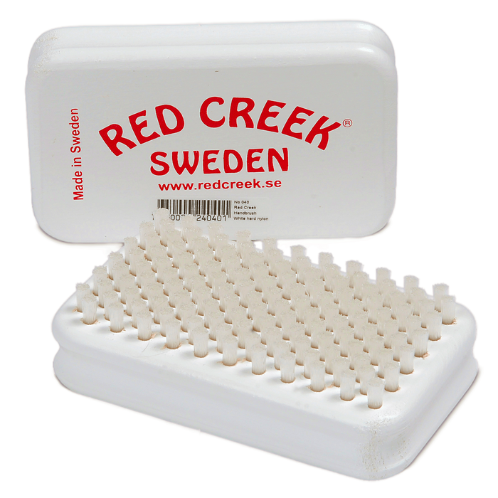 A product picture of the Red Creek Hard White 6mm Nylon Hand Brush