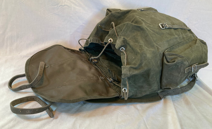 Vintage West German Bundeswehr Backpack – Rare 1970s-90s Leather Strap Military Surplus