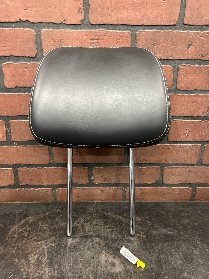 11-21 Jeep Grand Cherokee Durango Black Leather Front Seat  Active Headrest OEM