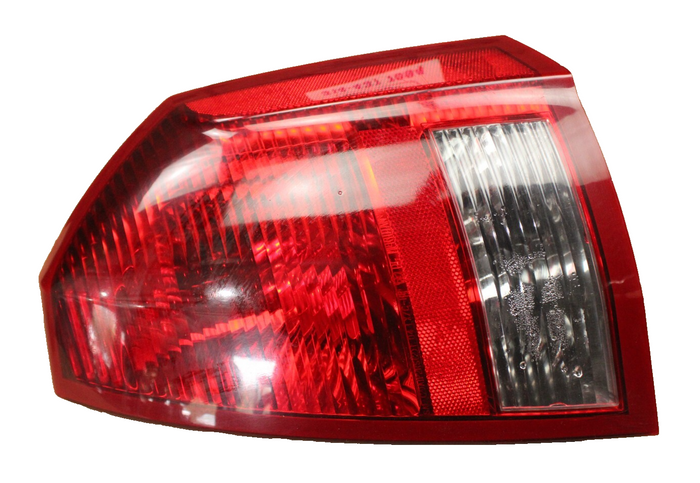 2005-2007 Chrysler 300 SRT8 Rear Right Passenger RH Side Tail Light Assembly OEM