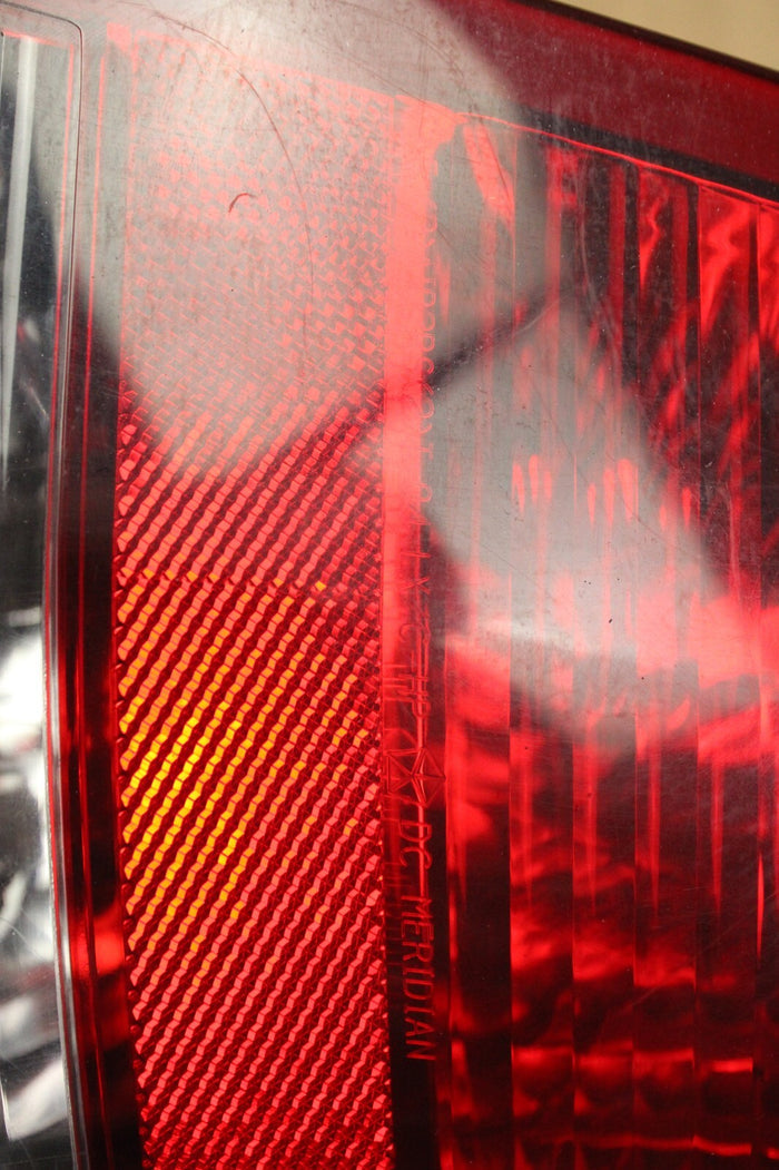 2005-2007 Chrysler 300 SRT8 Rear Right Passenger RH Side Tail Light Assembly OEM