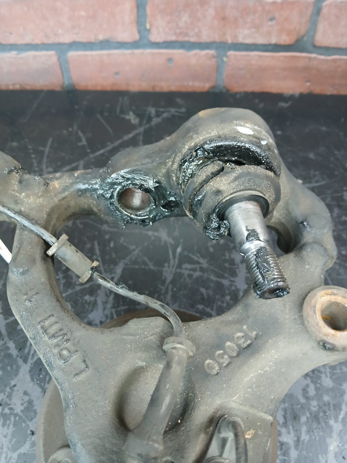 2006-2014 Charger 300 Front Driver LH Side Spindle Knuckle Assembly 05039029ab