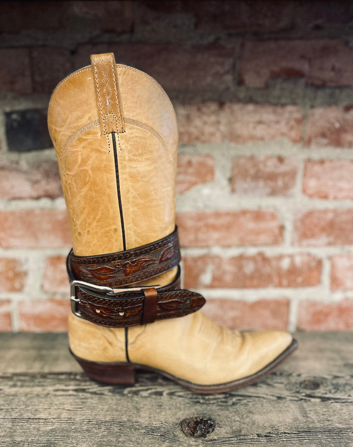 Leaf & Scroll Leather 1 1/2" Belt