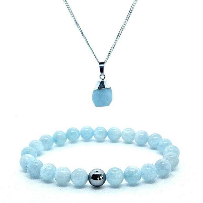 Aquamarine jewellery set with a bracelet and necklace in pale blue natural stone