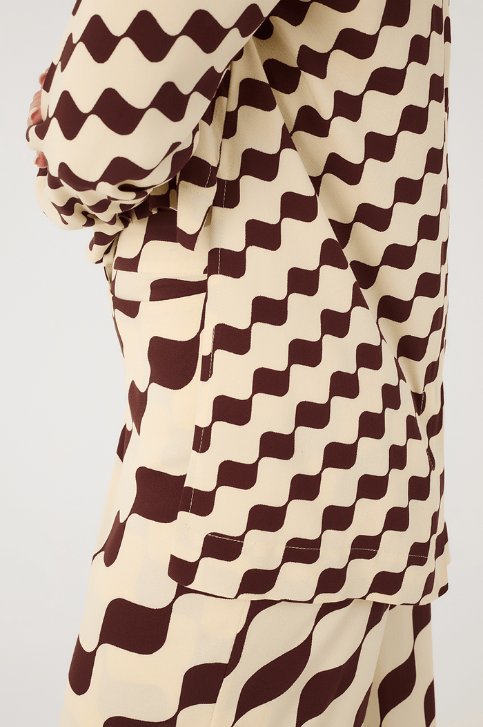 Brown Bossa Nova Collared Buttoned Crepe Shirt_5