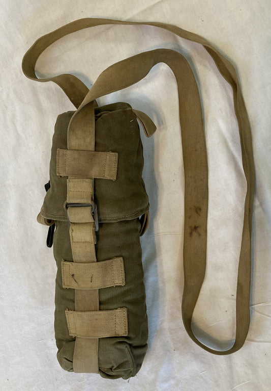 Canadian Forces WE'64 Thermos Carrier – Early 2-Piece Type, Insulated Nylon, Cold War Surplus