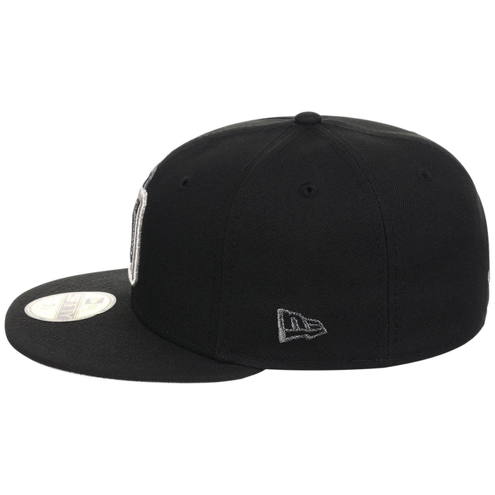 Crown the Country: Dominican Republic New Era 59FIFTY Liquid Titanium
