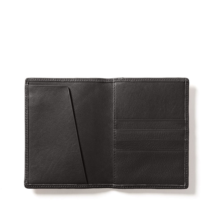 Deluxe-Passport-Cover-Black-418-R35-1