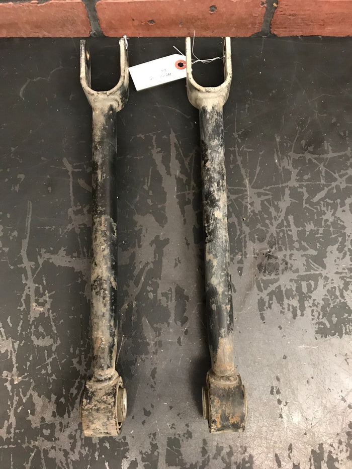 Dodge Charger/Chrysler 300 Rear Lower Suspension Control Arm LH & RH Side Set