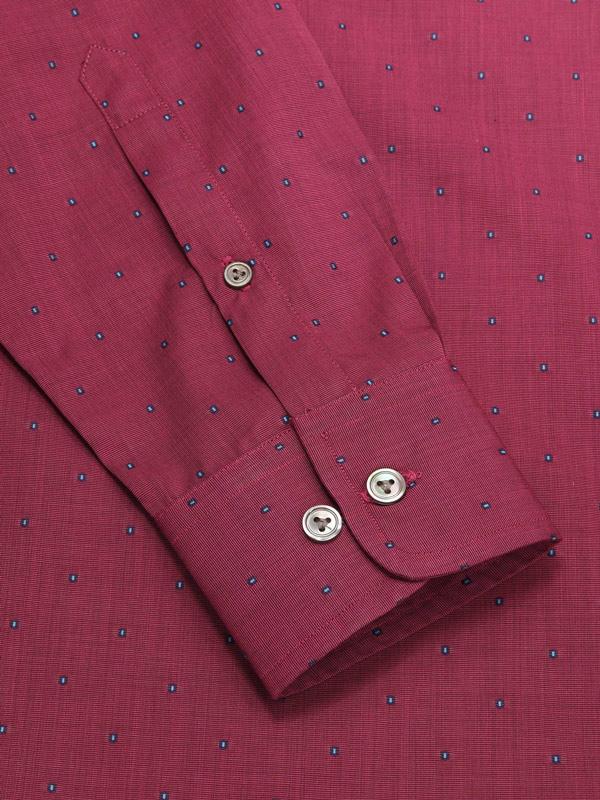 Dorzano Wine Solid Full Sleeve Single Cuff Classic Fit Semi Formal Super Fine Cotton Shirt