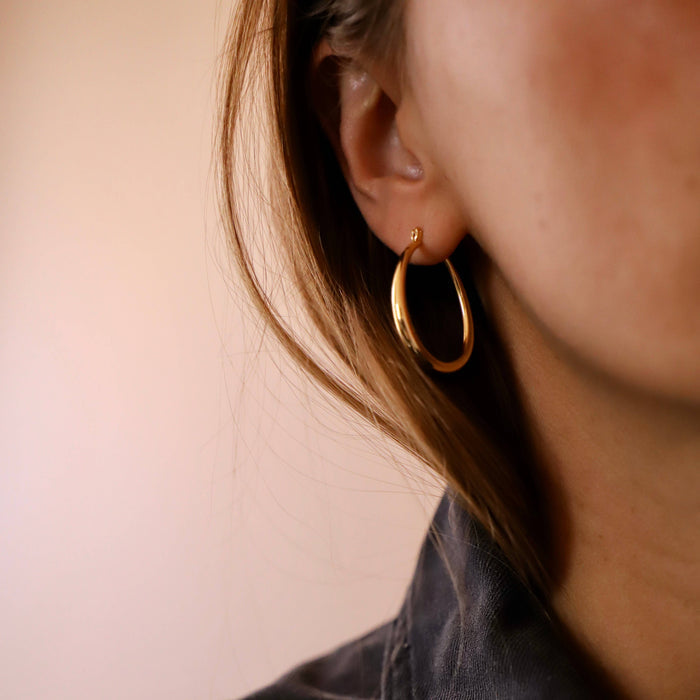 E1335G Gold Earrings-Large Teardrop Hoops