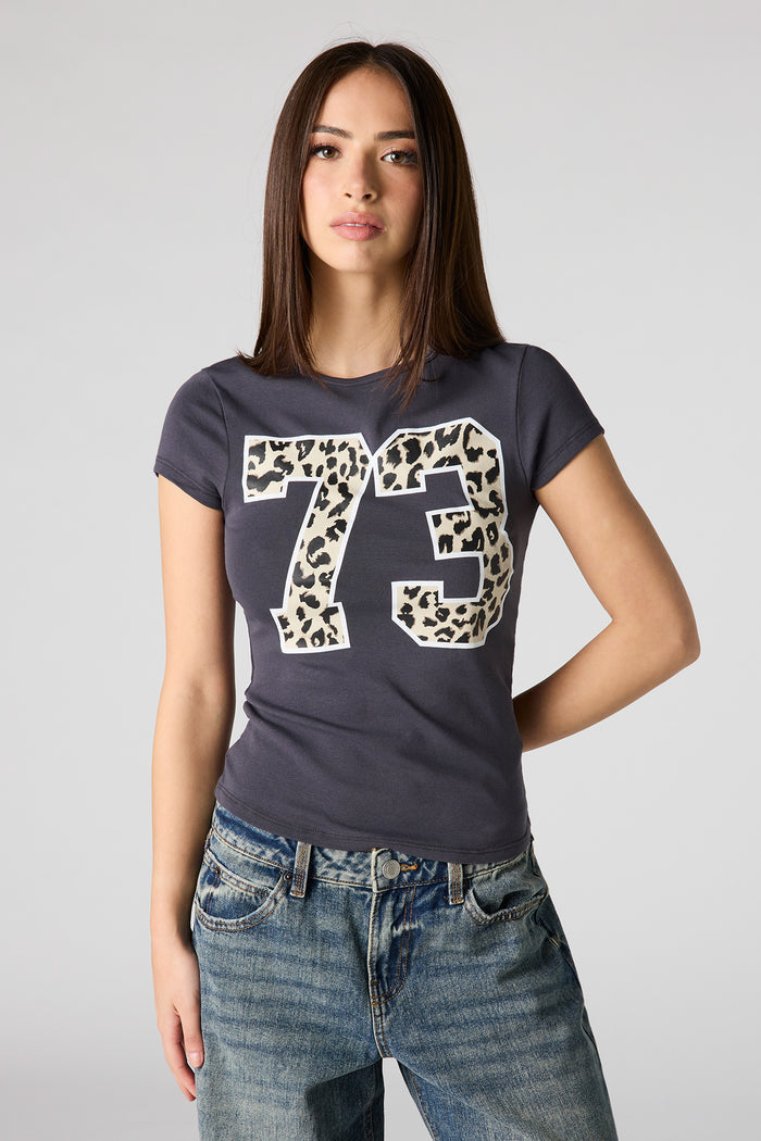 Graphic Ribbed Fitted T-Shirt