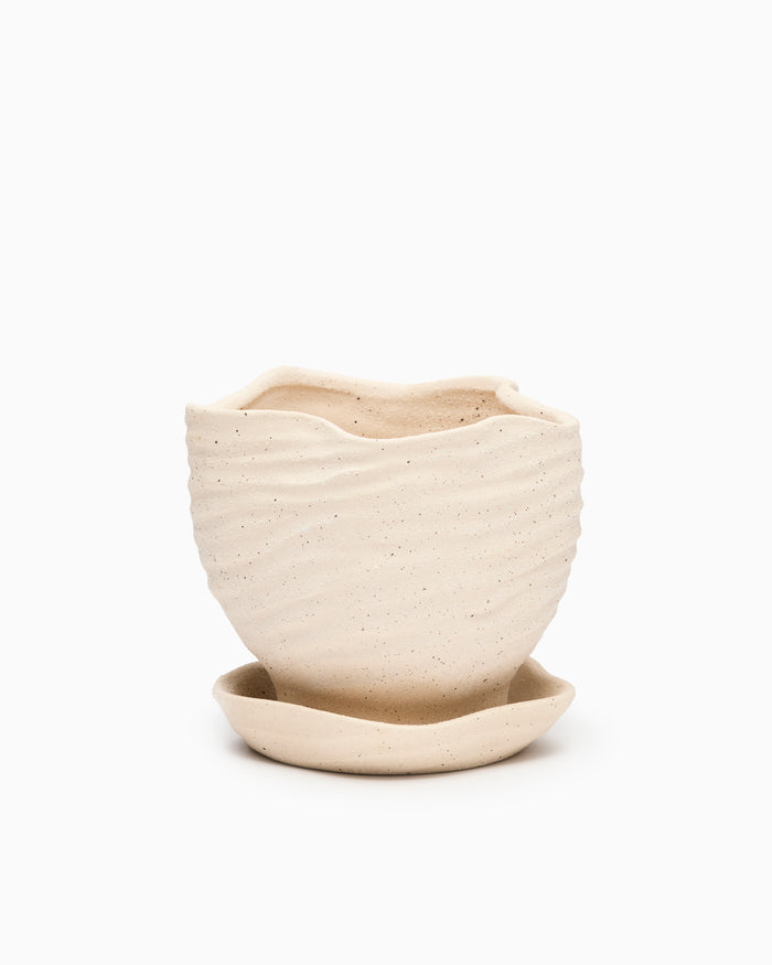 Highland Pot with Saucer - Small