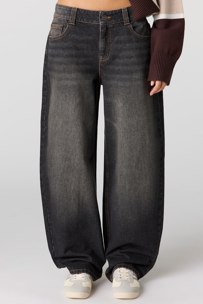 Low Rise Barrel Washed Black Jean