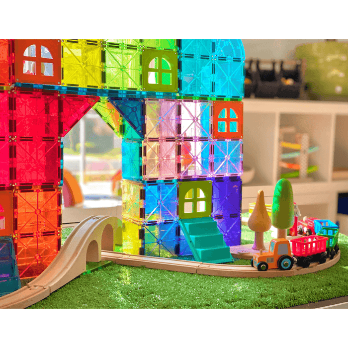 Magna-Tiles Metropolis 110-Piece Set (Damaged Package)