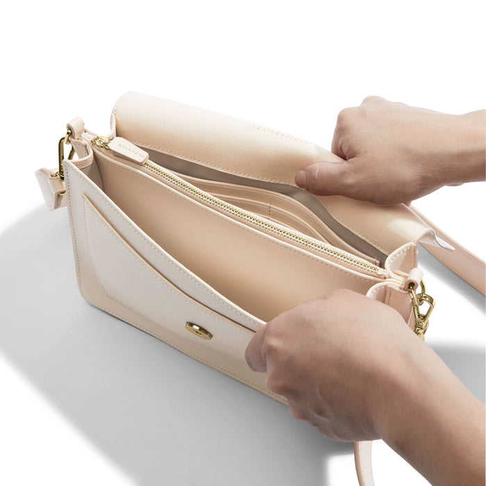 Medium-Willow-Envelope-Bag-White-890-379-3