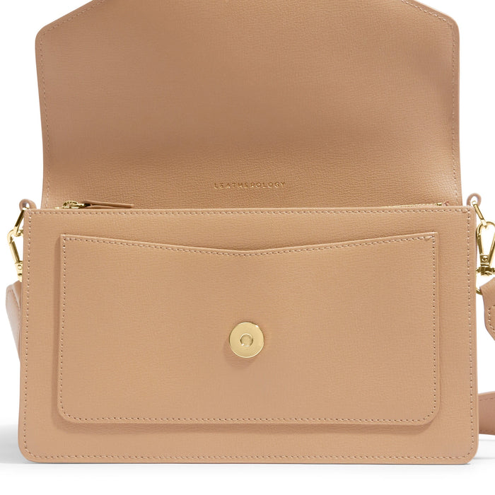 Medium-Willow-Envelope-Bag-Tan-890-359-4