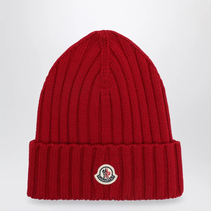 Moncler - Cable-knit wool beanie with logo in burgundy
