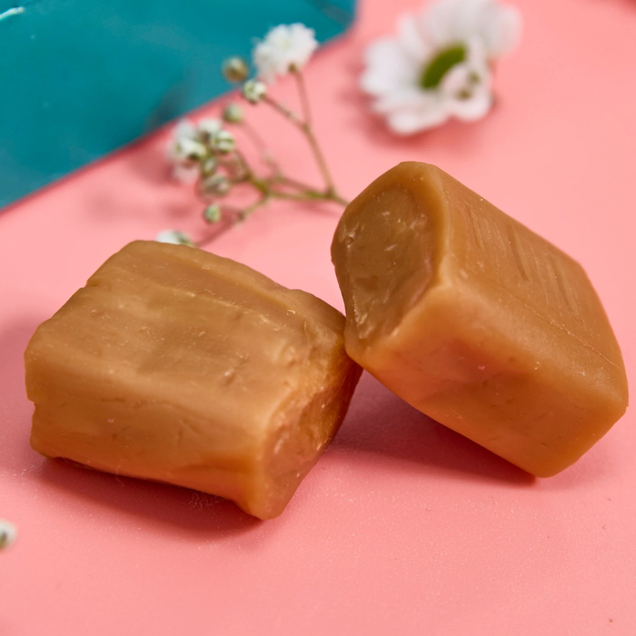 Montezuma's Dear Dairy Vanilla Clotted Cream Fudge 150g
