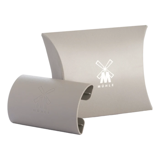 Mühle grått plastbeskyttelsesdeksel til barberhøvel med logo og emballasje