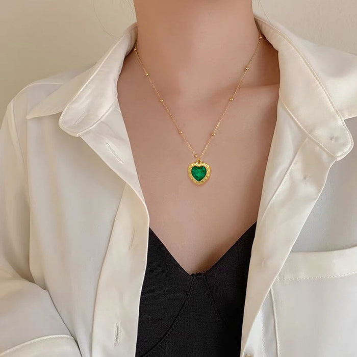 N2525 - Green love Pendant Necklace