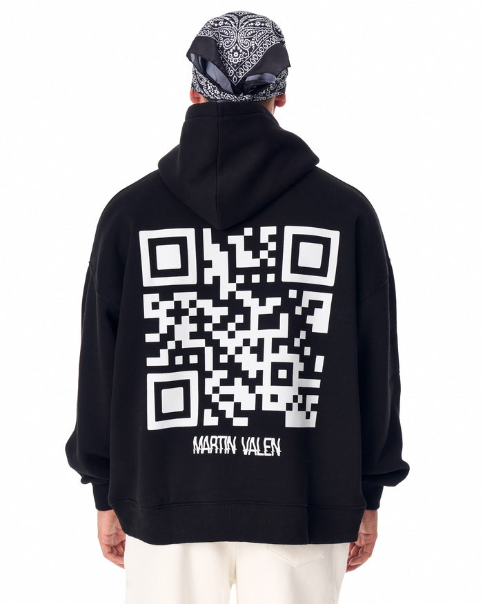 QR Hoodie in Black (3)