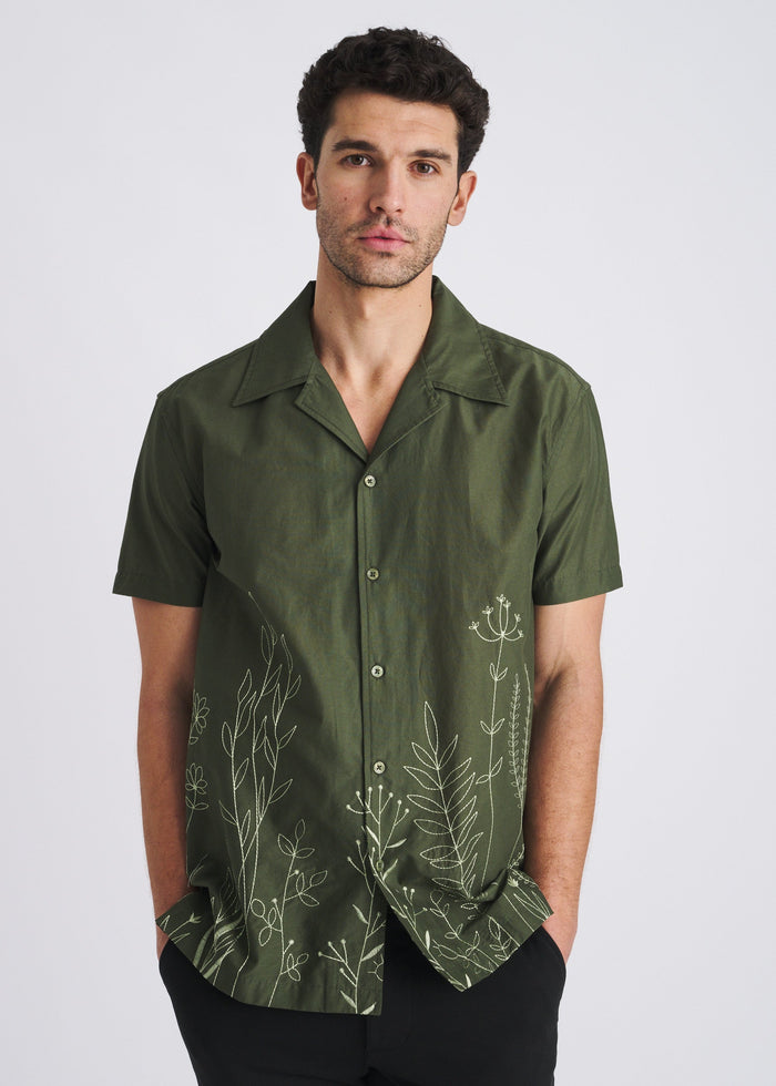 Ranger/Seacrest Floral Embroidered Border Short Sleeve Woven Shirt Pm-53007-02