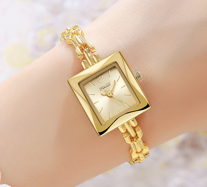 W3993 - Elegant Box Dial Women's Fashion Watch